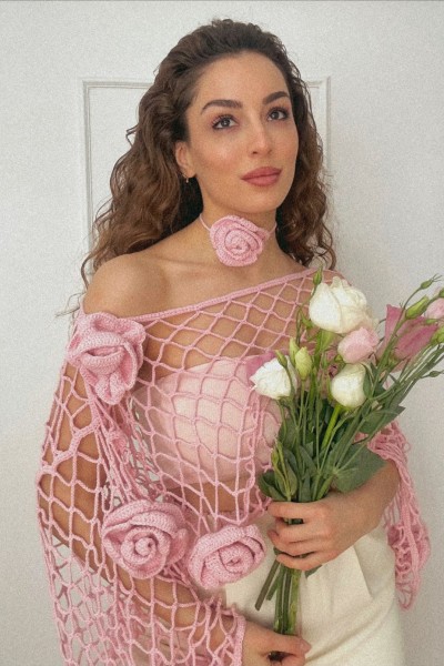 French Rose Tığ İşi Üst + Boyun Aksesuarı Takımı