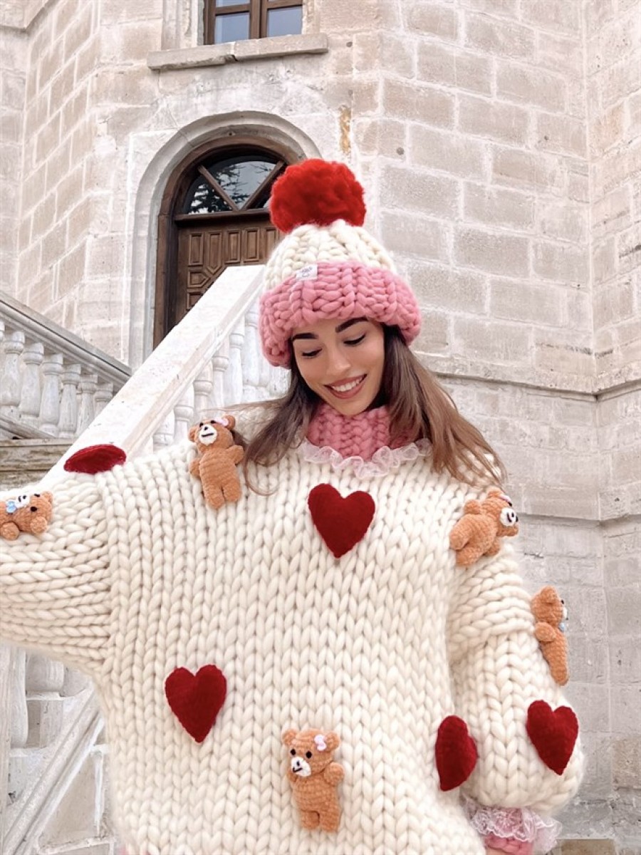 Chunky Knit Beanie | Pink & Ecru & Red